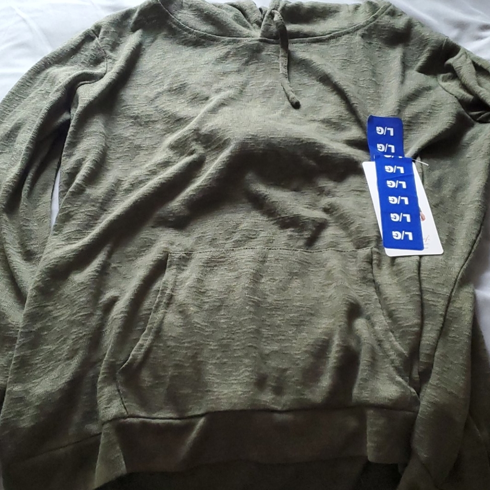 Sweater - Picture 2 of 2